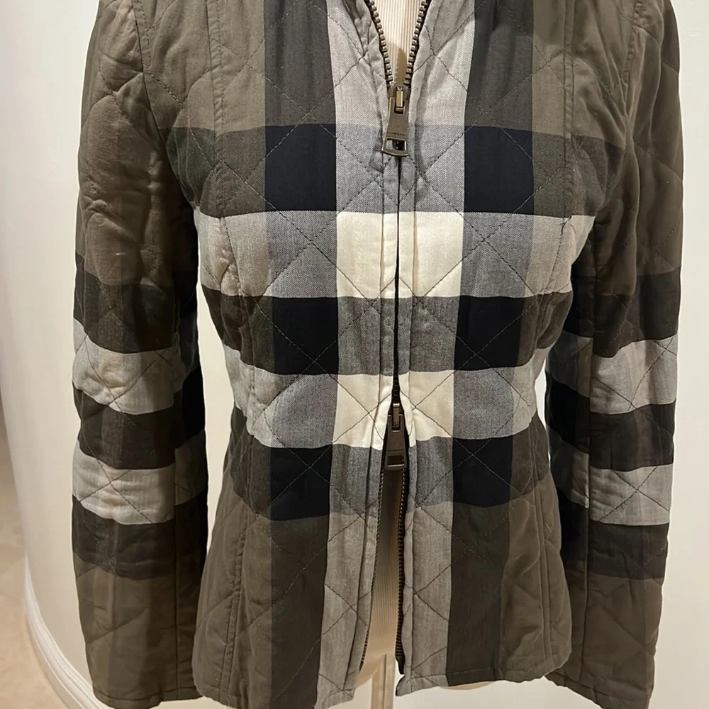 Burberry Brit 3 Piece 3 Season Barn Jacket. Size 4 - Picture 8 of 13